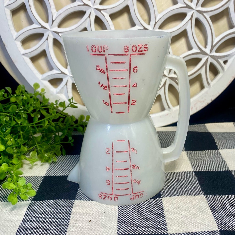 Vintage Tupperware Double‎ Wet Dry
Measuring Cup